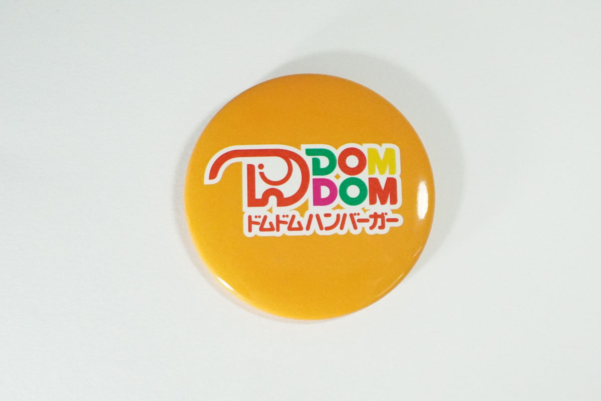 ロゴ缶バッチ – ドムドムオンラインショップ