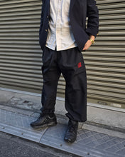 画像をギャラリービューアに読み込む, DOMDOM 刺繍 トラックパンツ