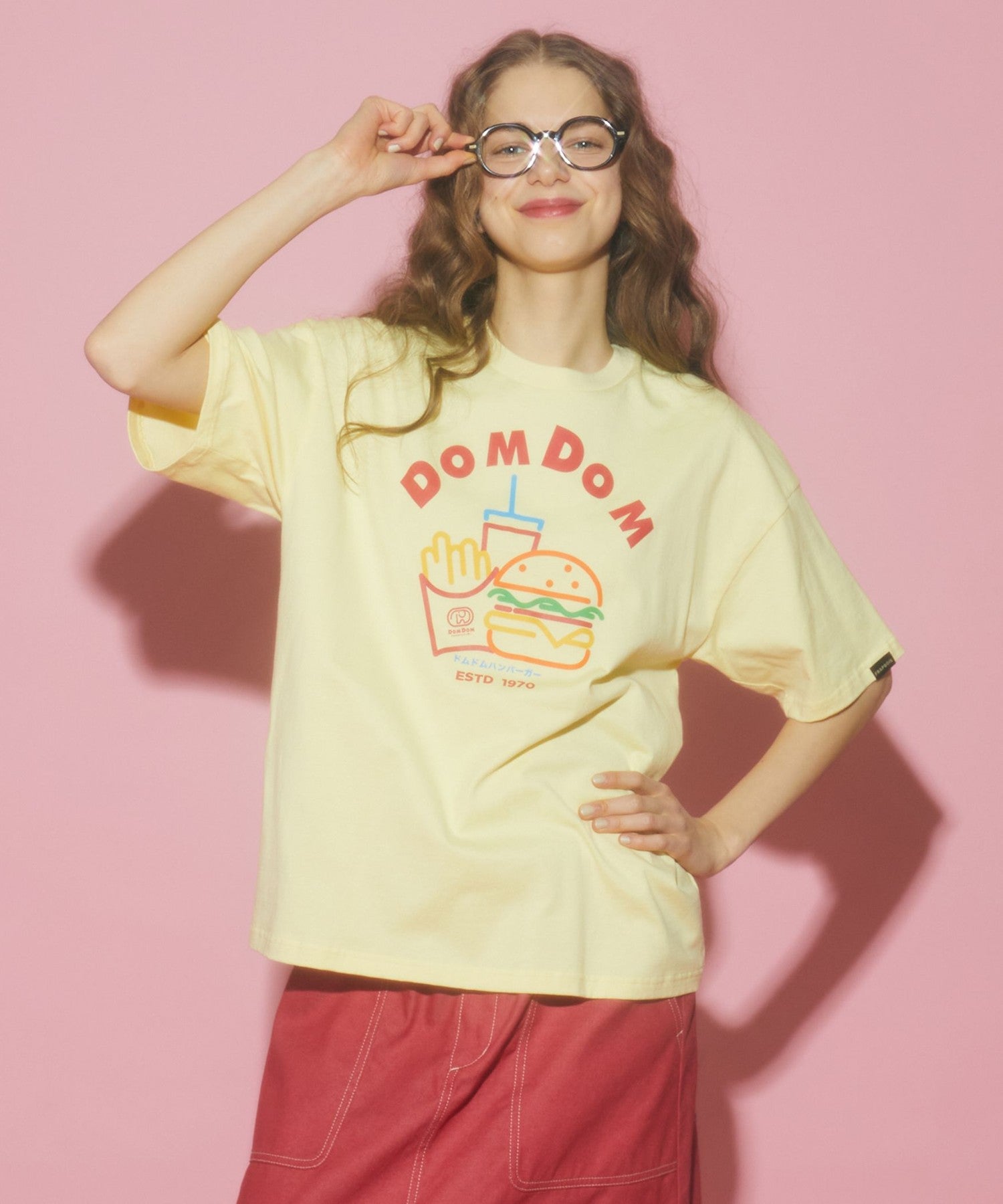 Frapbois フラボア　ドムドムハンバーガー　Tシャツ DOMDOM×FRAPBOIS】イラストTシャツ – ドムドムオンラインショップ